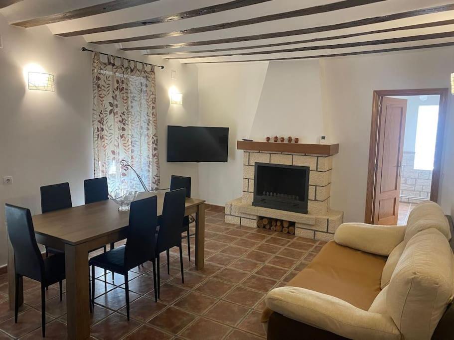 Vila Agradable Casa Con Chimenea Interior Y Barbacoa. Graja de Iniesta Exteriér fotografie