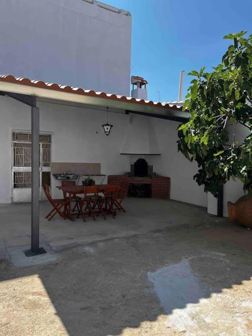 Vila Agradable Casa Con Chimenea Interior Y Barbacoa. Graja de Iniesta Exteriér fotografie