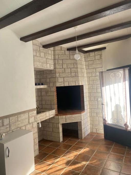 Vila Agradable Casa Con Chimenea Interior Y Barbacoa. Graja de Iniesta Exteriér fotografie