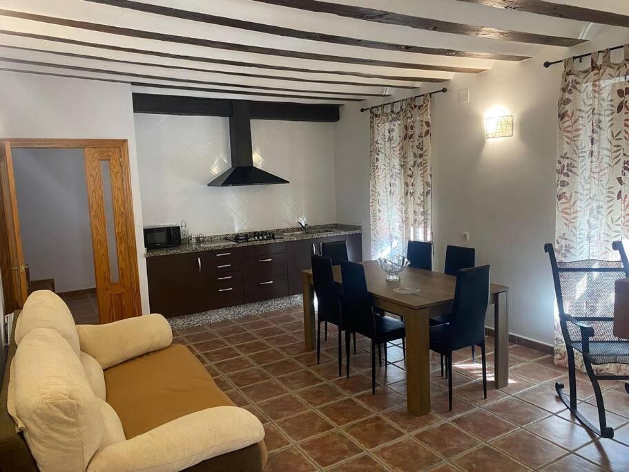 Vila Agradable Casa Con Chimenea Interior Y Barbacoa. Graja de Iniesta Exteriér fotografie